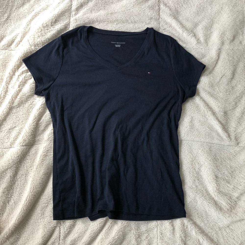 tommy hilfiger vneck size XXL
